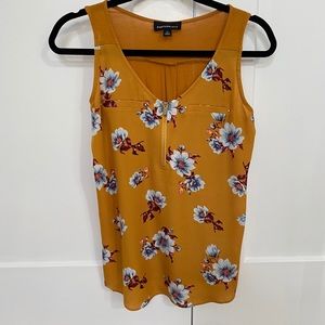 Fortune & Ivy XS yellow floral top